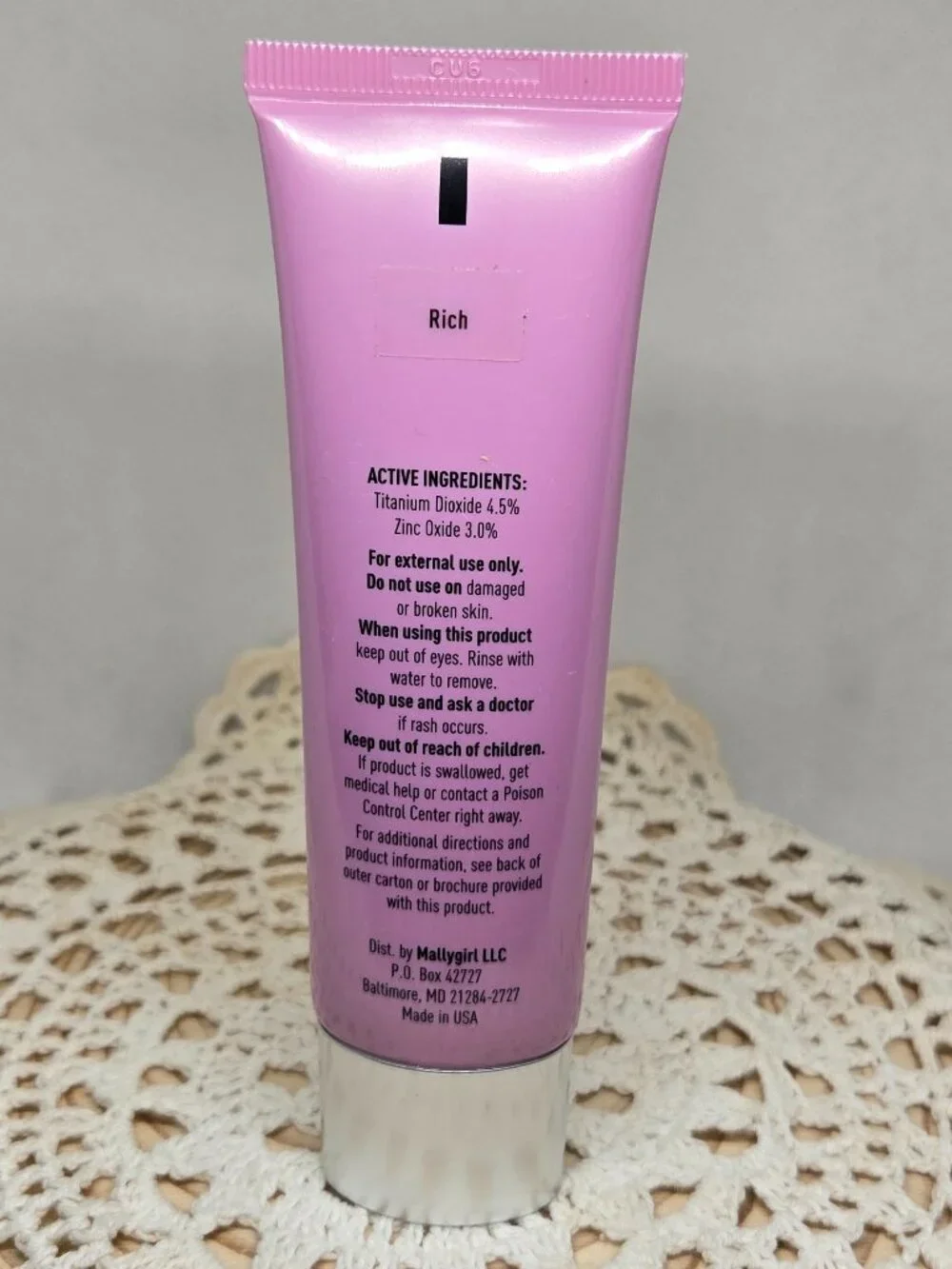 Nwob Mally Face Defender BB Cream Foundation Broad Spectrum SPF 15 1.8 oz 